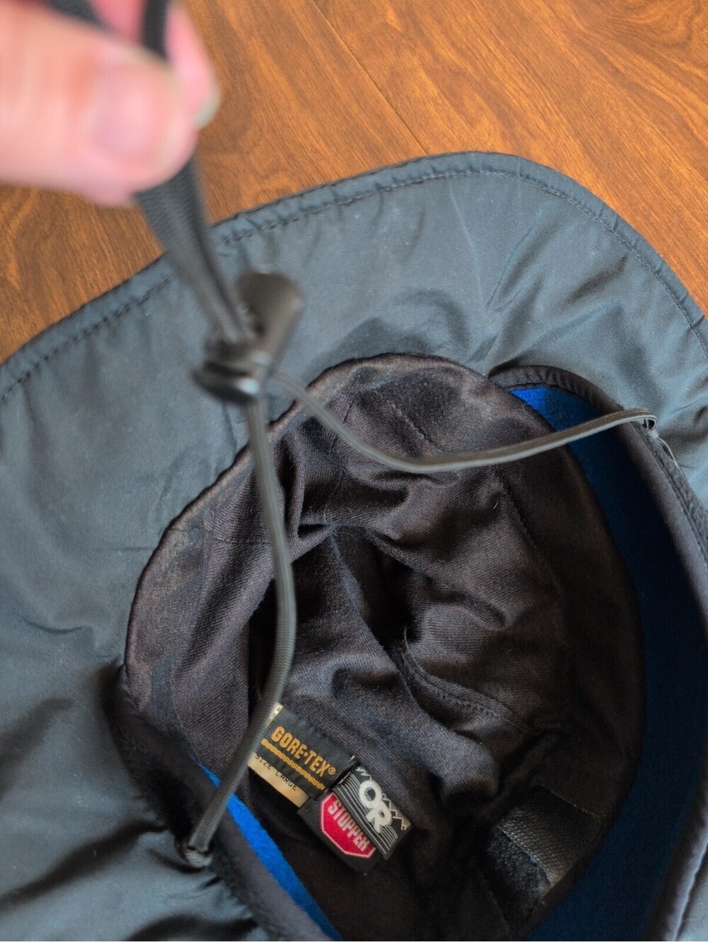 Outdoor Research VTG 90s Gore-Tex Black Seattle Bucket Hat L Wind Stopper - Picture 9 of 9